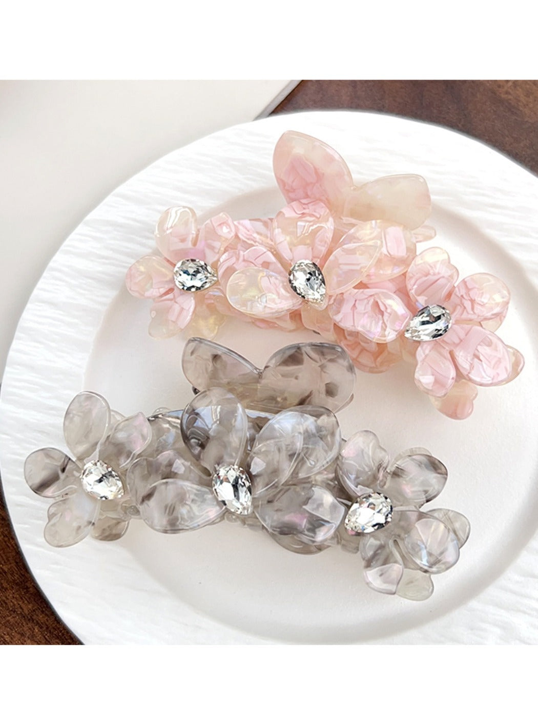 Beau - Cute Flower Shaped Hair Clips