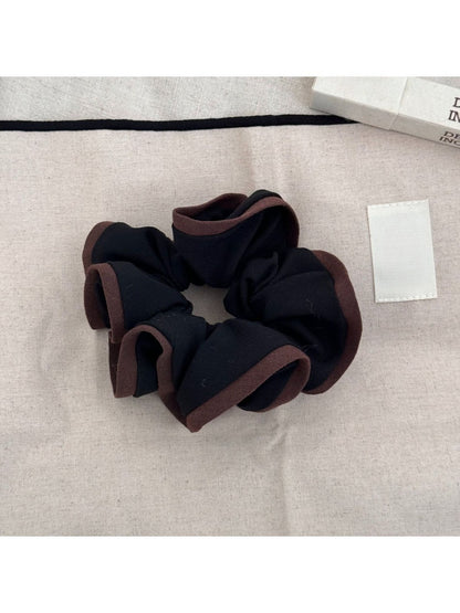 Gifty - Elegant Two Tone Scrunchie