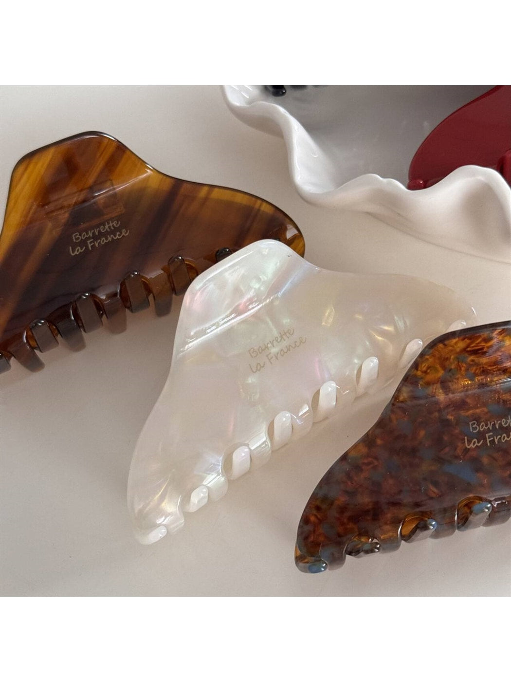 Beau - Irregular Acetate Fiber Glossy Finish Claw Clip