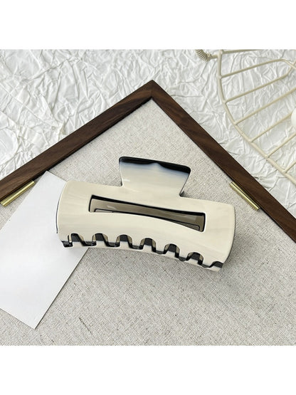 Beau - Minimalist X Shaped Hair Claw Clip