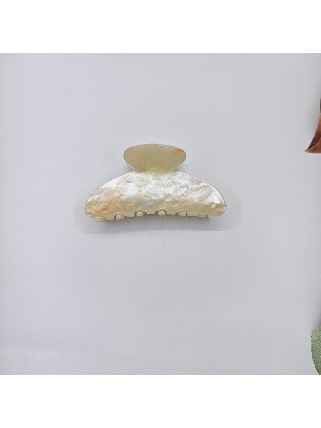 Beau - Minimalist Elegant Woodland Hair Clip