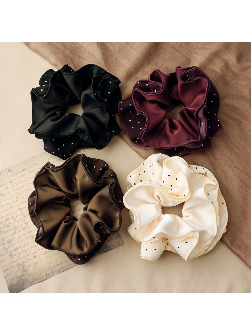 Gifty - Polka Dot Heart Double Layer Scrunchie