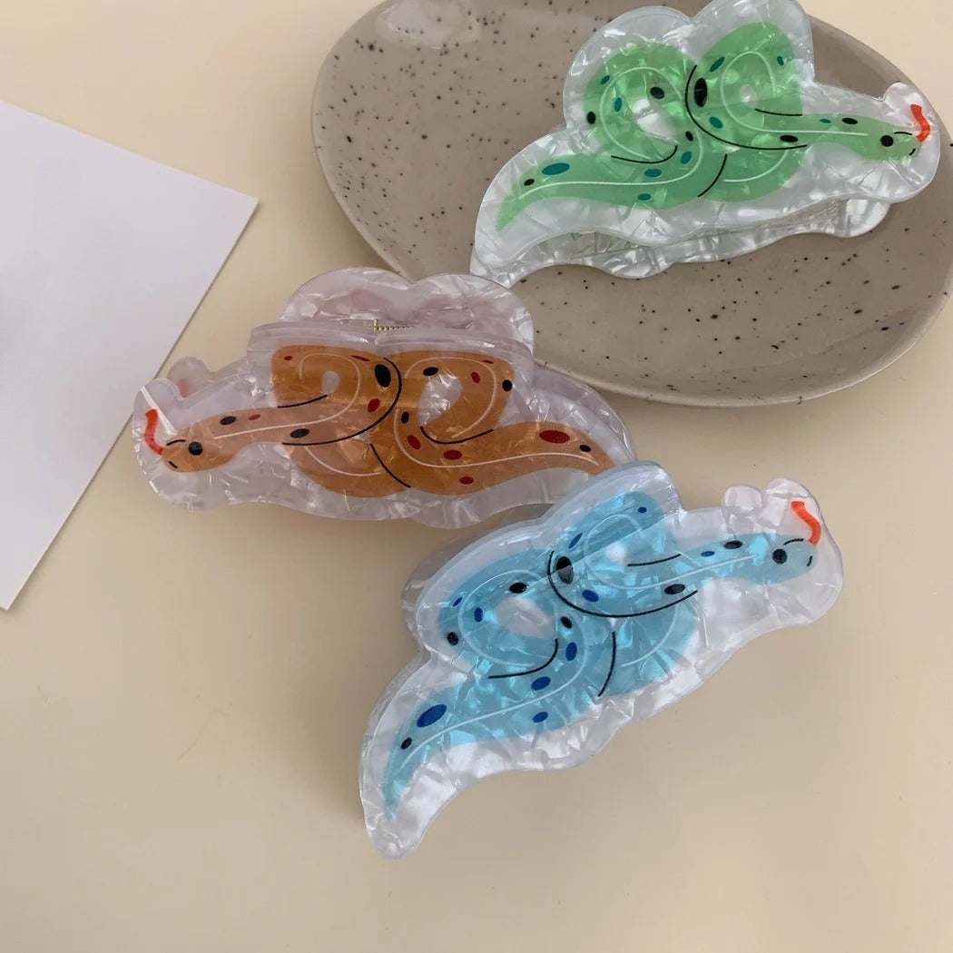 Beau - Cartoon Snake Hair Claw