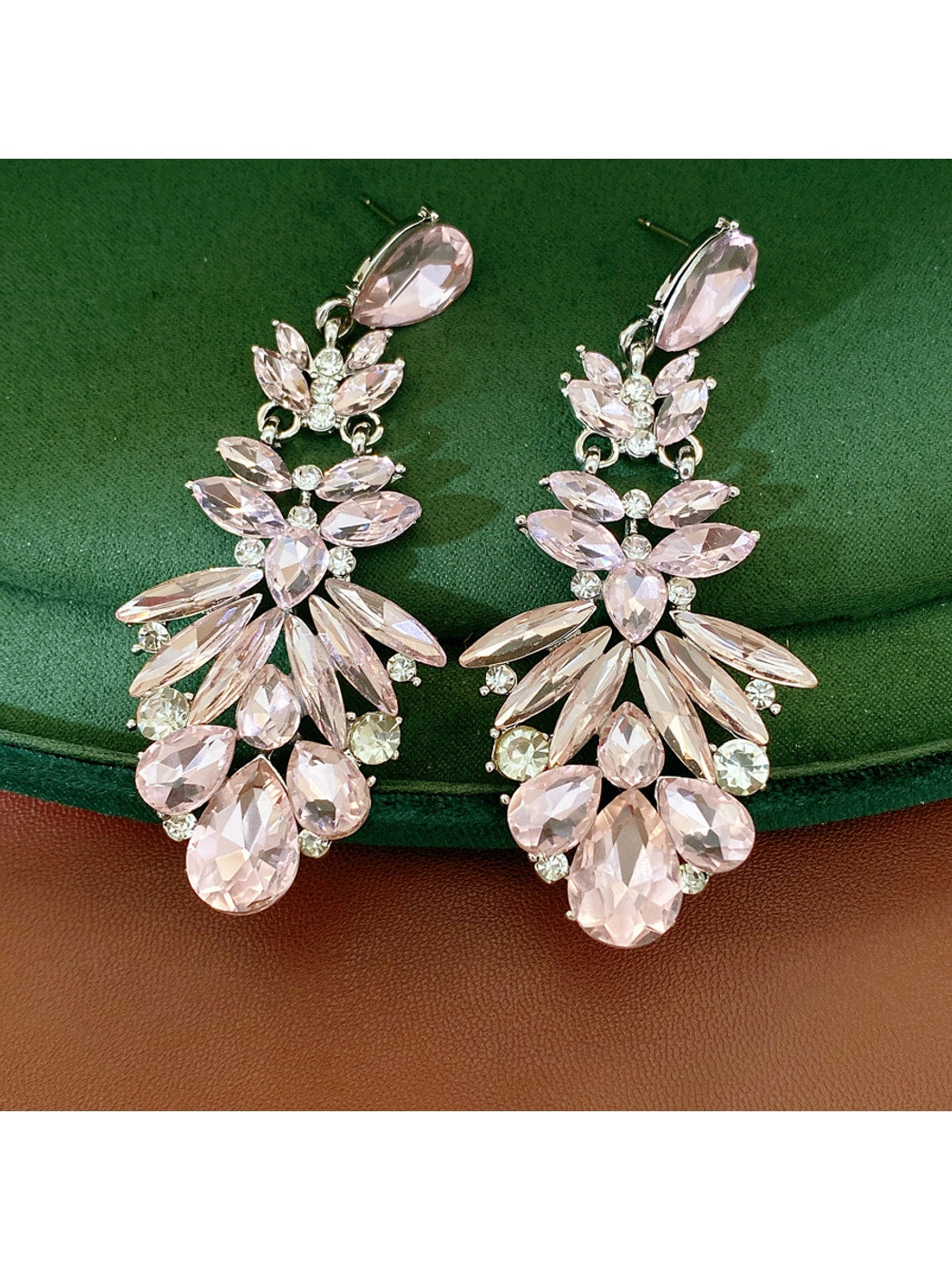 Earedge - Vintage Style Teardrop Rhinestone Earrings