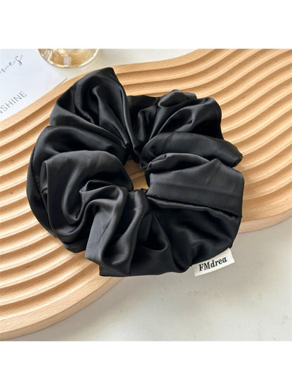 Gifty - Elegant Satin Hair Scrunchie