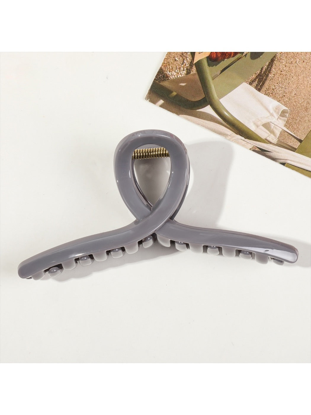 Beau - Jelly Spray Painted Shark Hair Clip