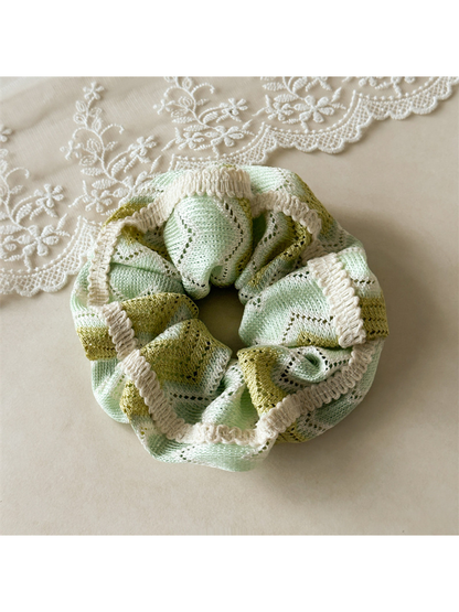 Gifty - Large Ruffled Openwork Detail Scrunchie