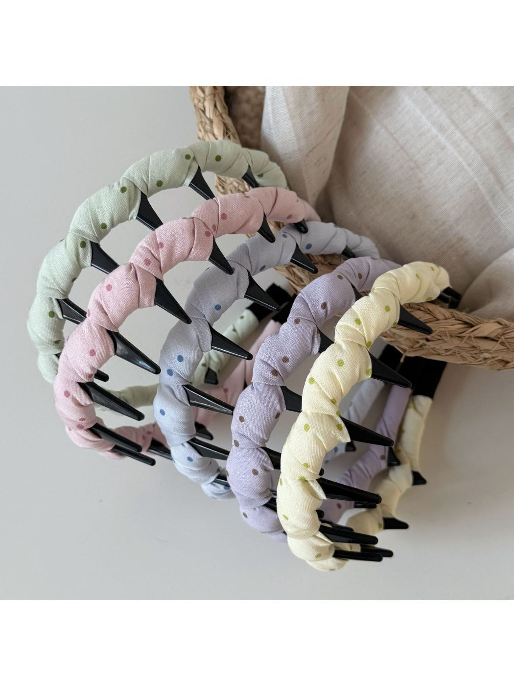 Gifty - Minimalist Polka Dot Long Tooth Headband