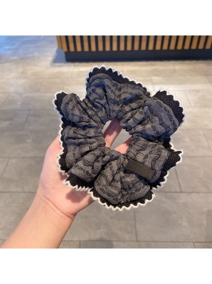 Gifty - Retro Patchwork Ruffle Scrunchie