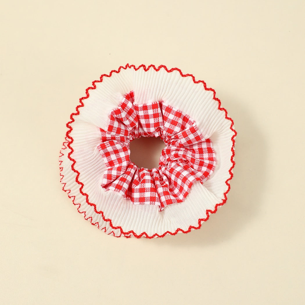 Gifty - Ruffled Lace Scrunchie