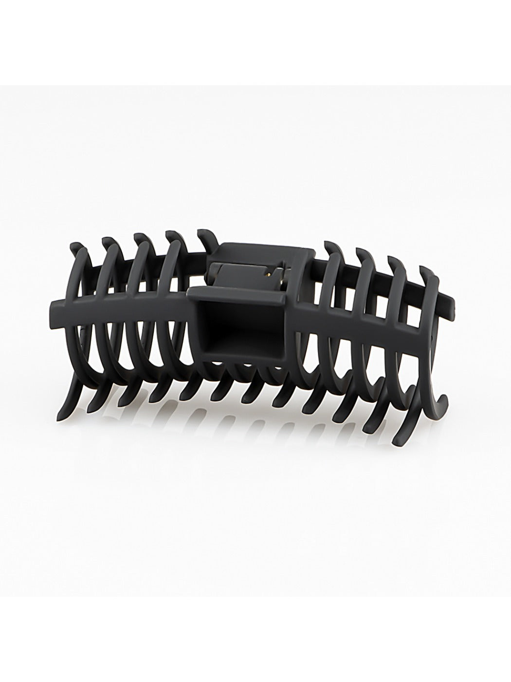 Beau - Matte Large Ribbed Claw Clip