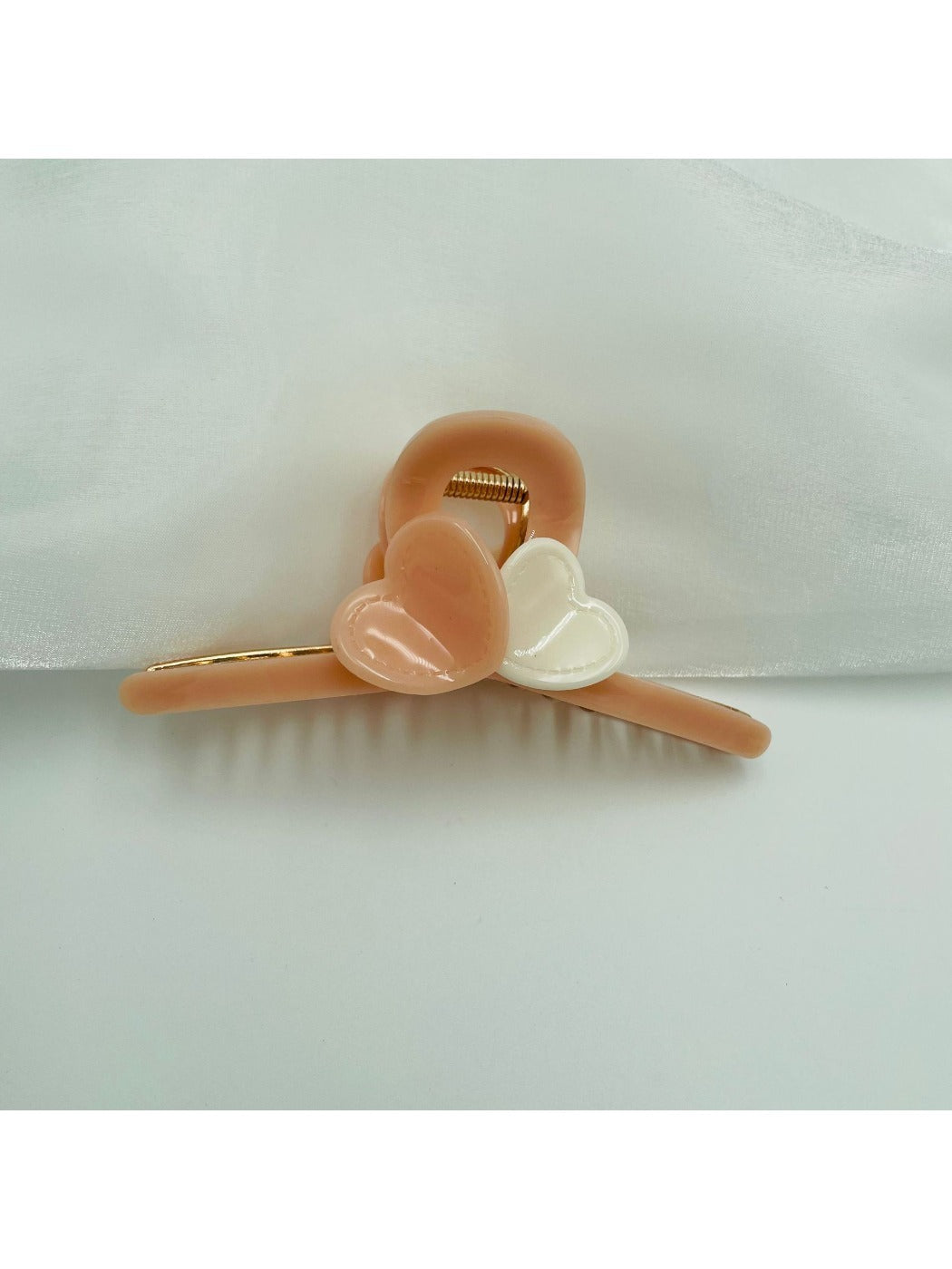 Beau - Dainty Interlocking Hearts Hair Claw Clip