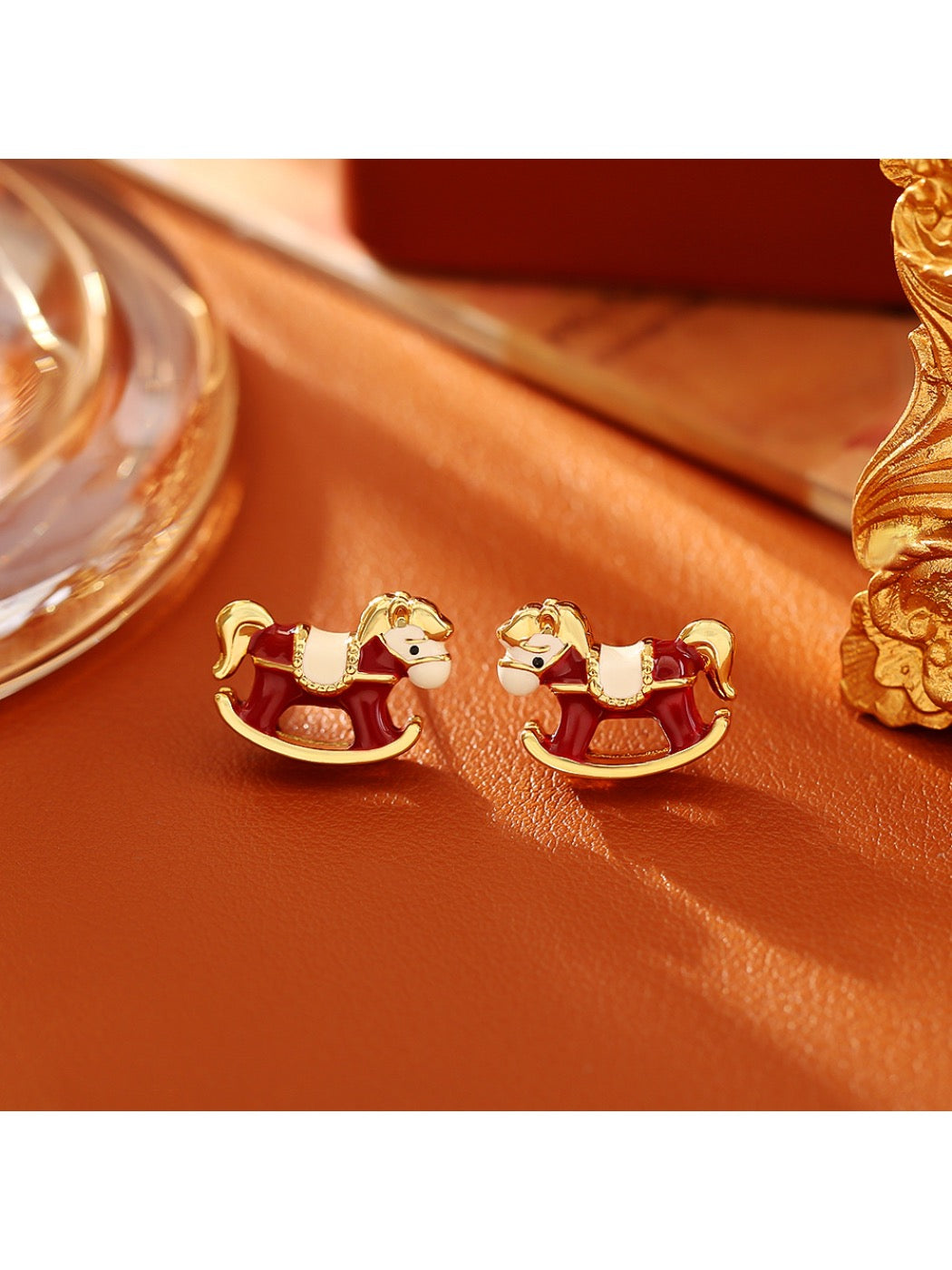 Earedge - Exquisite Horse-Shaped Premium Earrings