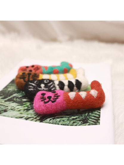 Feltery - Cute Cat Brooch Pin Accessory Decor