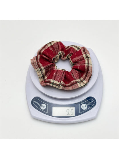 Gifty - Beautiful Checked Scrunchie