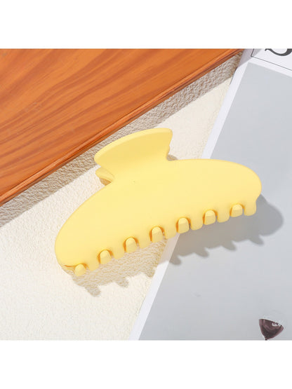 Beau - Matte Plastic Oval Shape Hair Styling Claw Clip