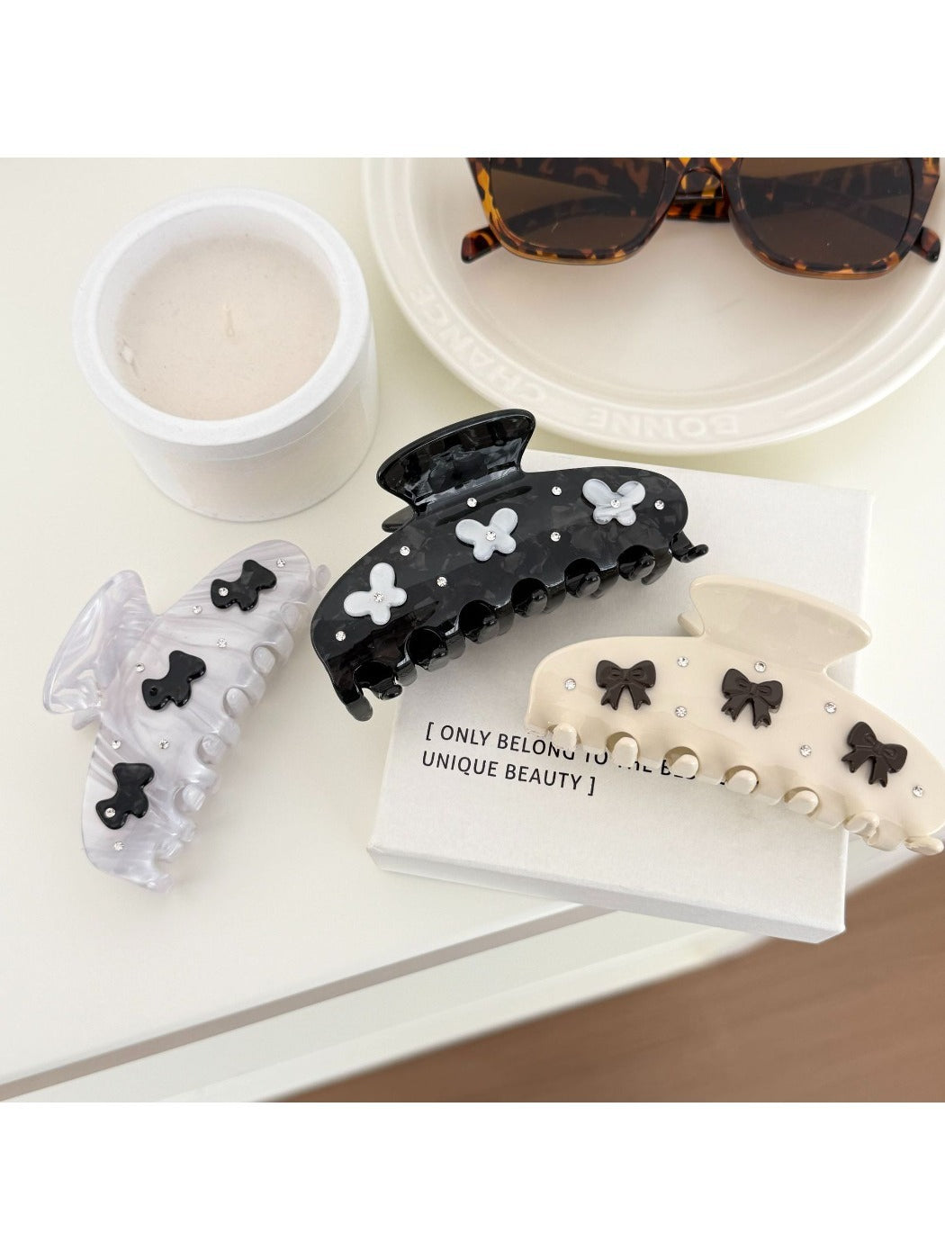 Beau - Bow Detail Rhinestone Style Claw Clip
