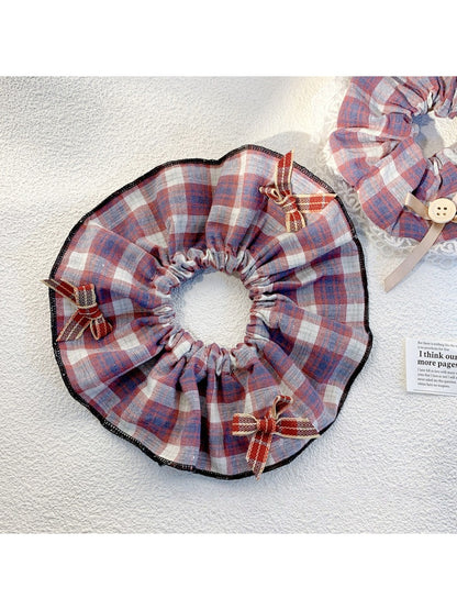 Gifty - Vintage Bow Checkered Scrunchie