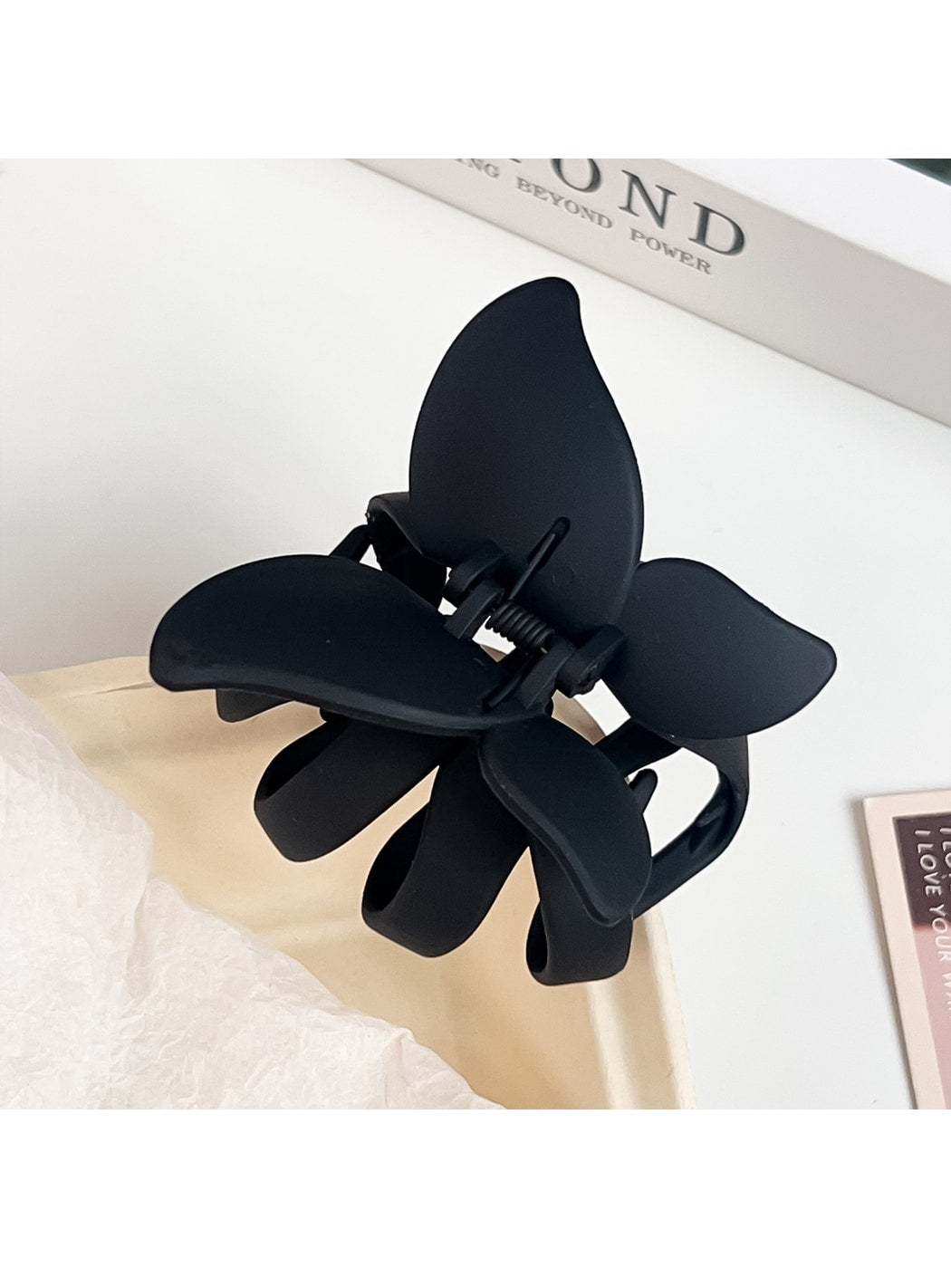 Beau - Butterfly Shape Matte Finish PS Claw Clip