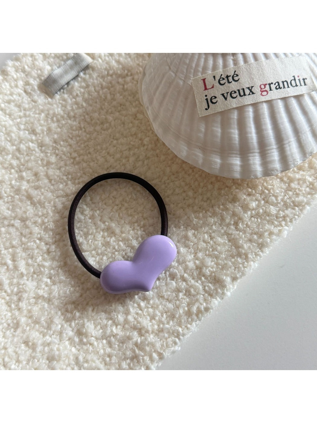 Gifty - Minimalist Solid Color Heart Hair Tie