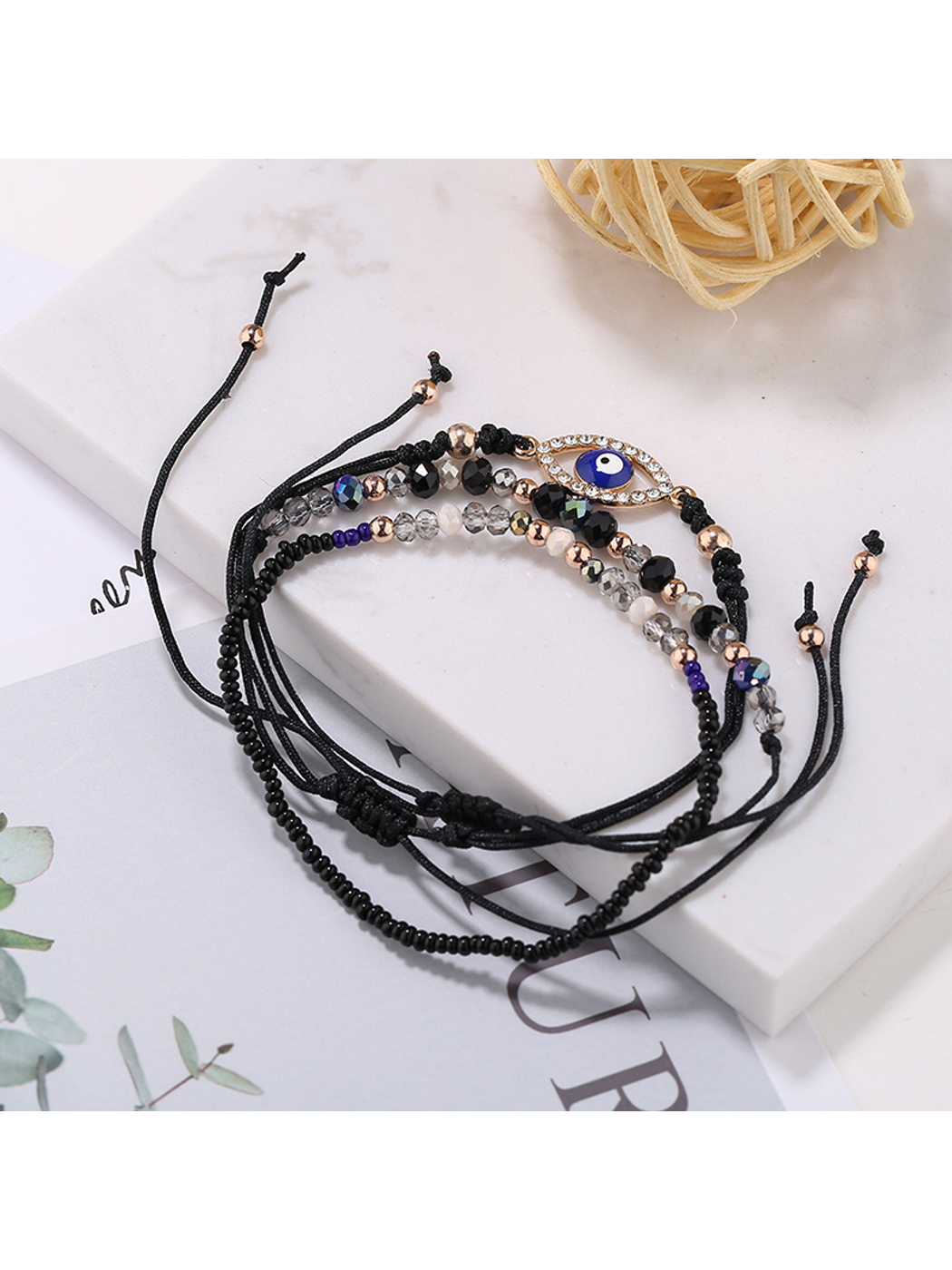 Lovra - Minimalist Stackable Eye Decorated Bracelet