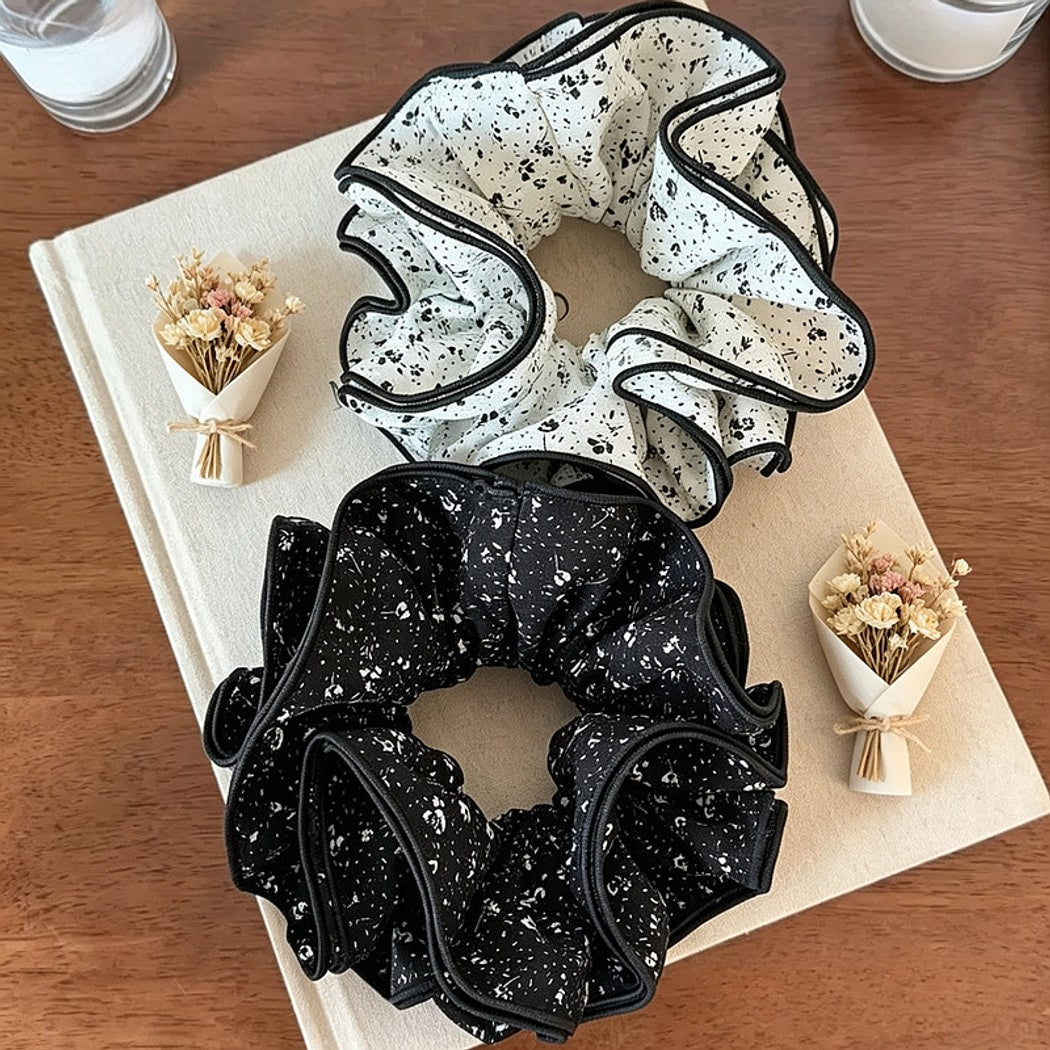 Gifty - Ruffled Floral Polyester Scrunchie