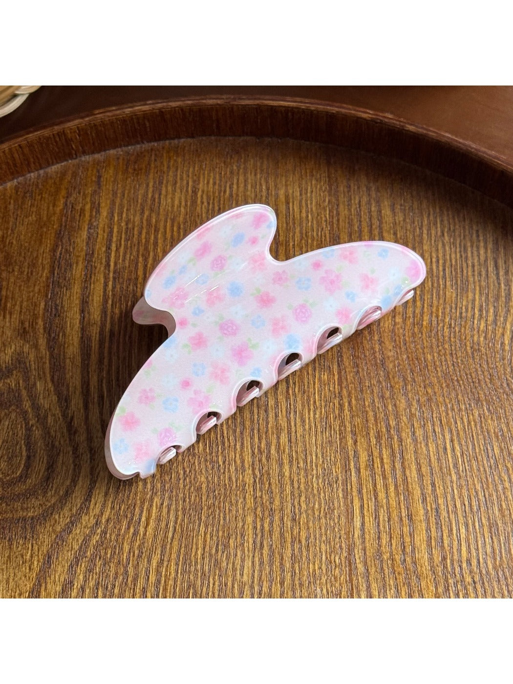 Beau - Sweet Floral Print Acrylic Claw Clip