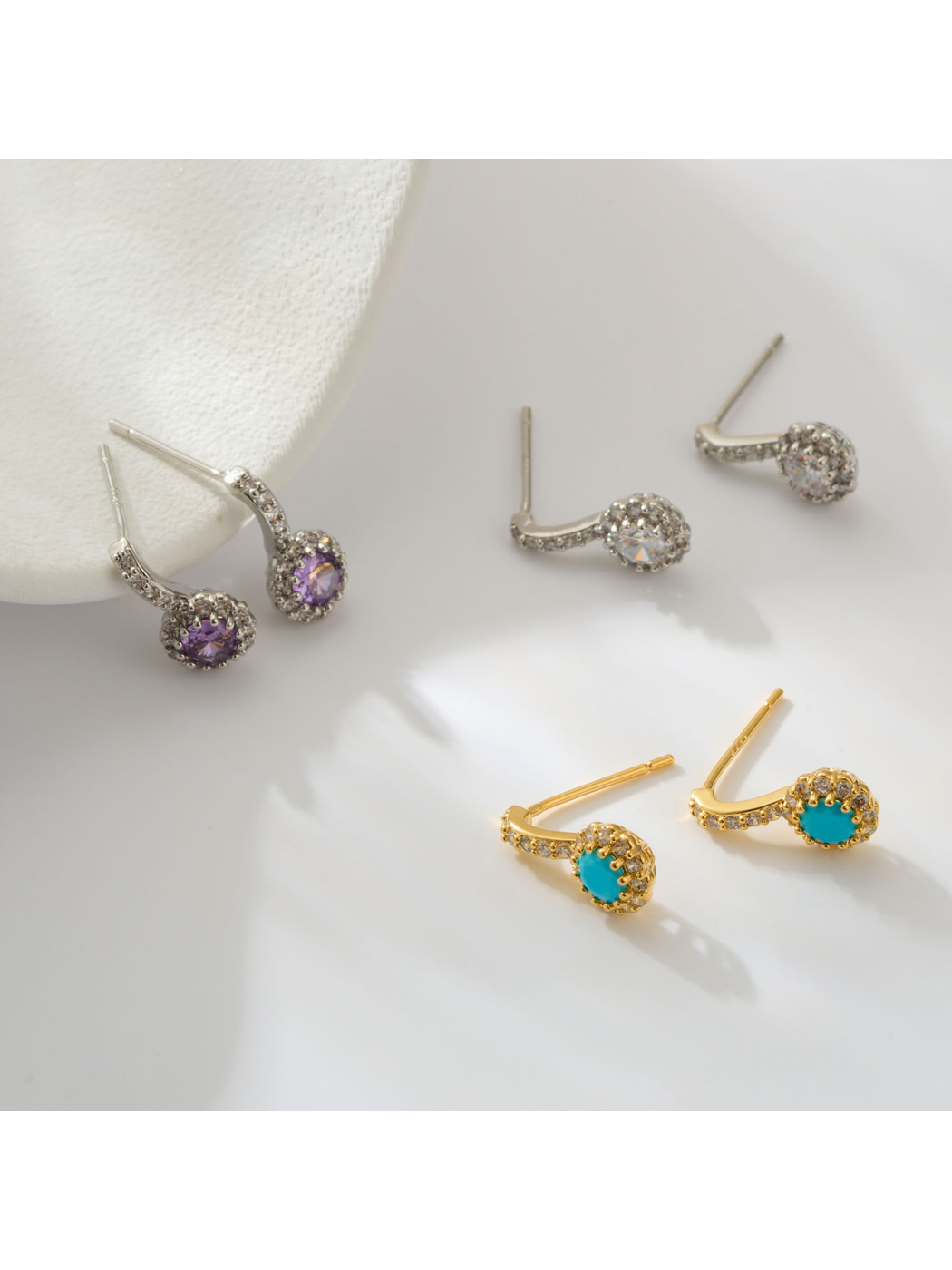 Earedge - Round Geometric Plated Stud Earrings