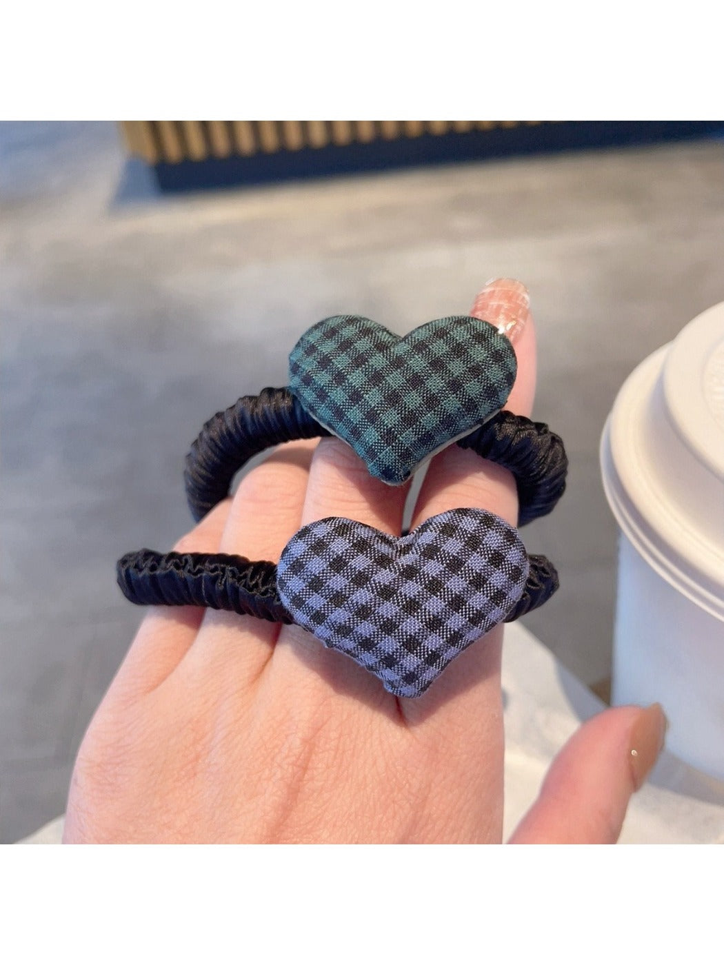 Gifty - Sweet Heart Print Scrunchie