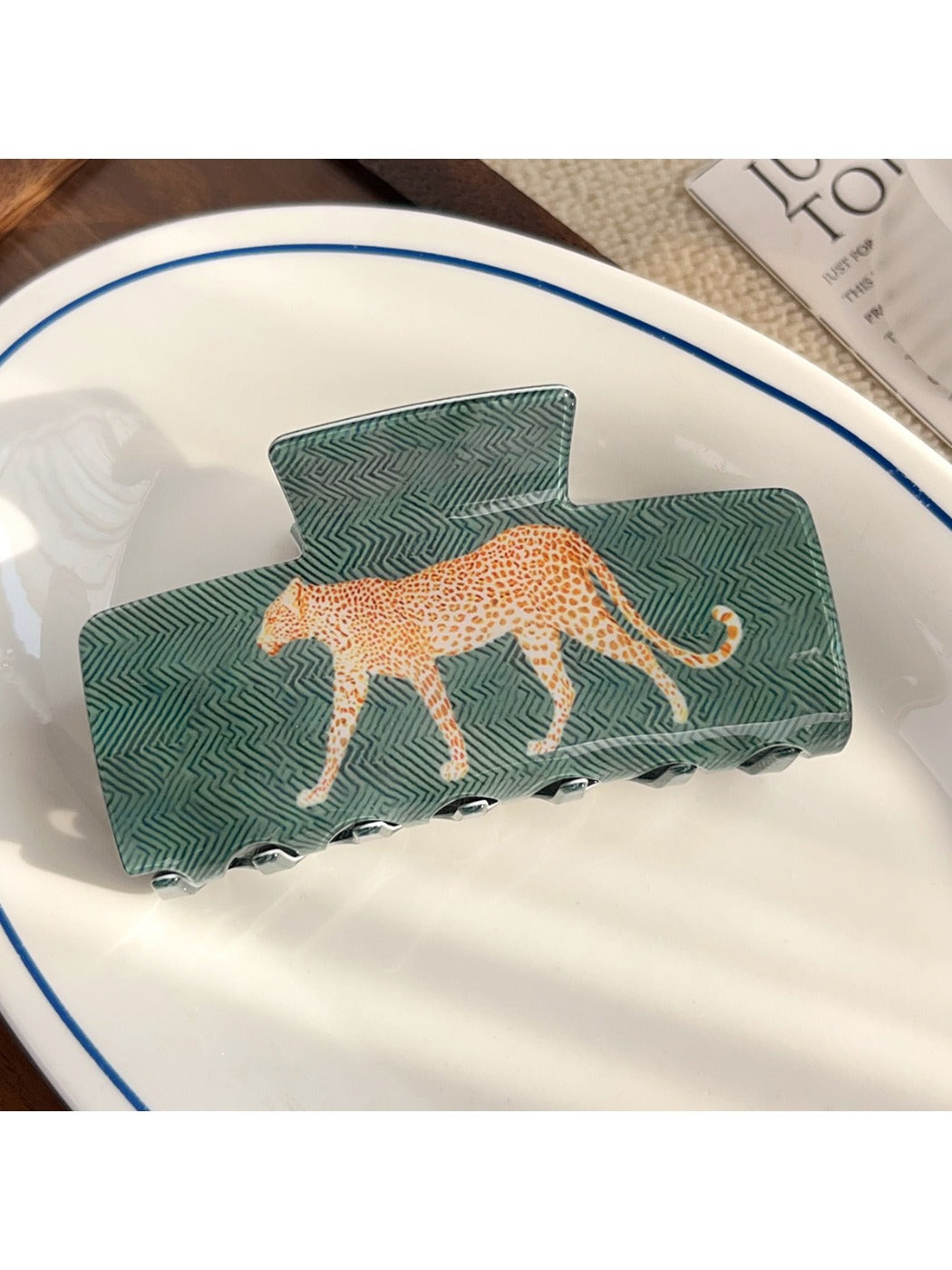 Beau - Leopard Pattern Print Hair Clip