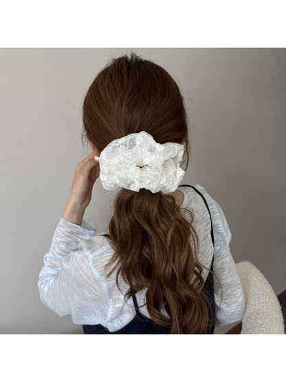 Gifty - Simple Style Embroidered Polyester Scrunchie