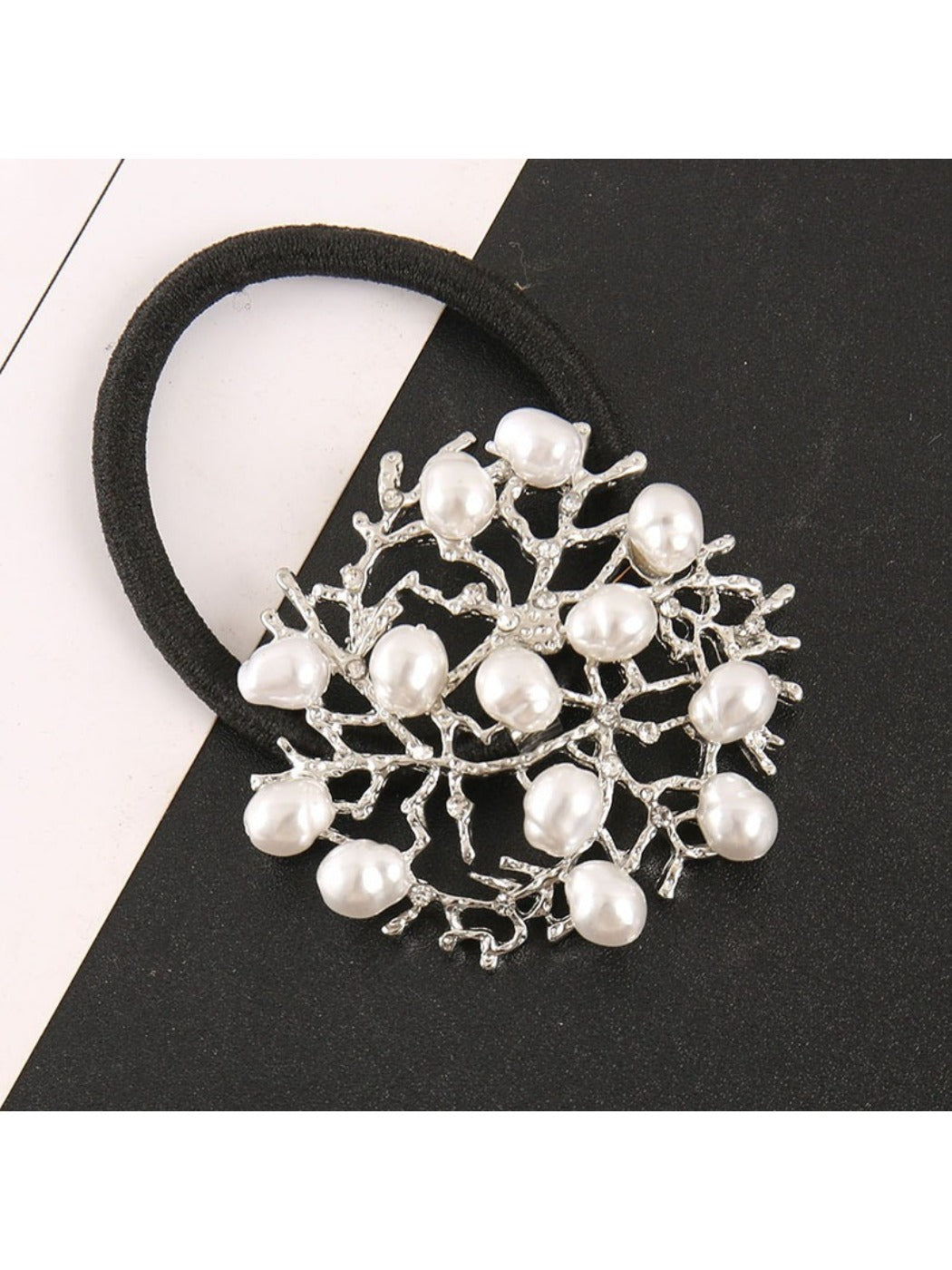 Gifty - Alloy Flower-Shaped Hair Tie