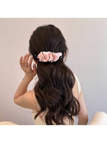 Beau - Polyester Blend Pleated Banana Clip