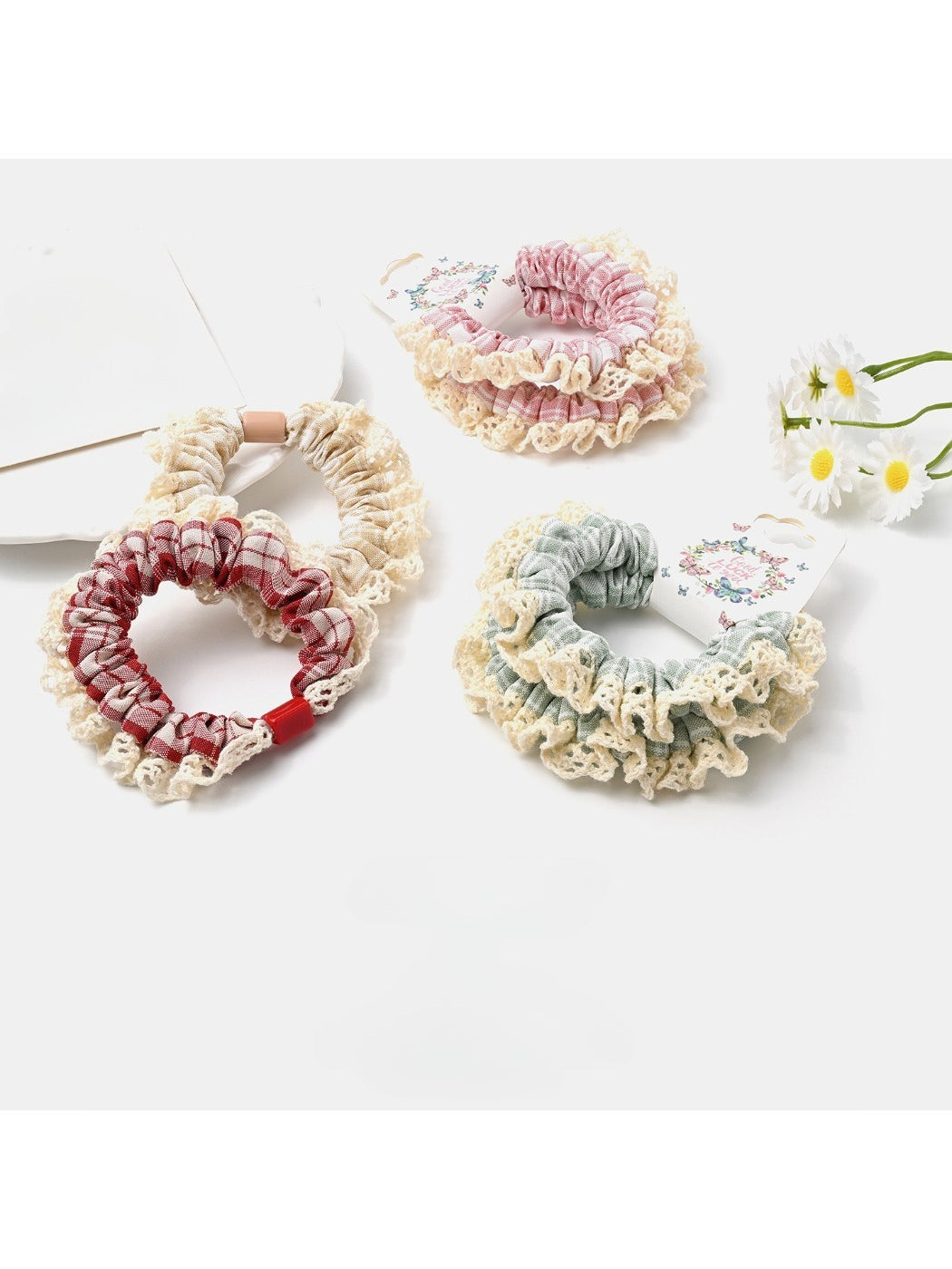 Gifty - Preppy Plaid Lace Scrunchie Set