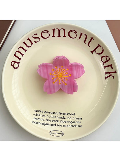 Beau - Multiple Flower Shape Hair Clips