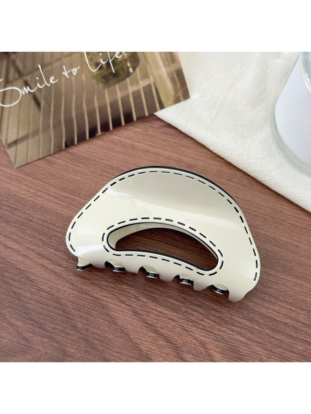 Beau - Minimalist Half Moon Cutout Hair Claw