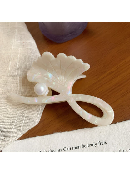 Beau - Leaf Shape Hair Claw Clip