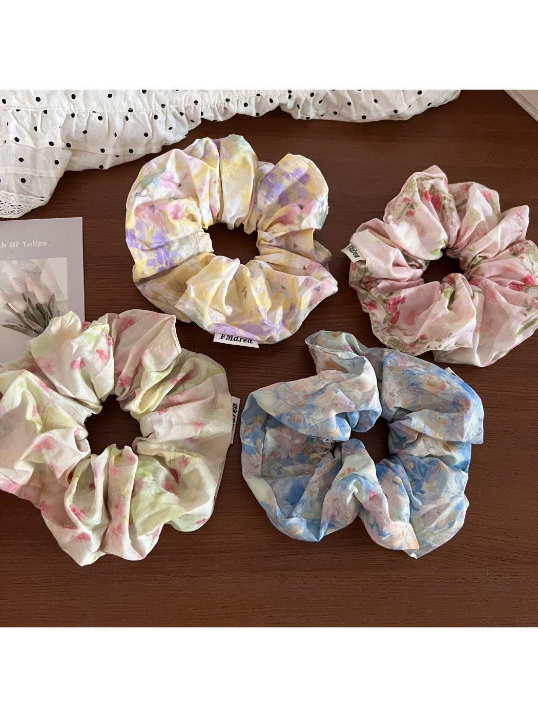 Gifty - Romantic Floral Spiral-Shaped Hair Tie