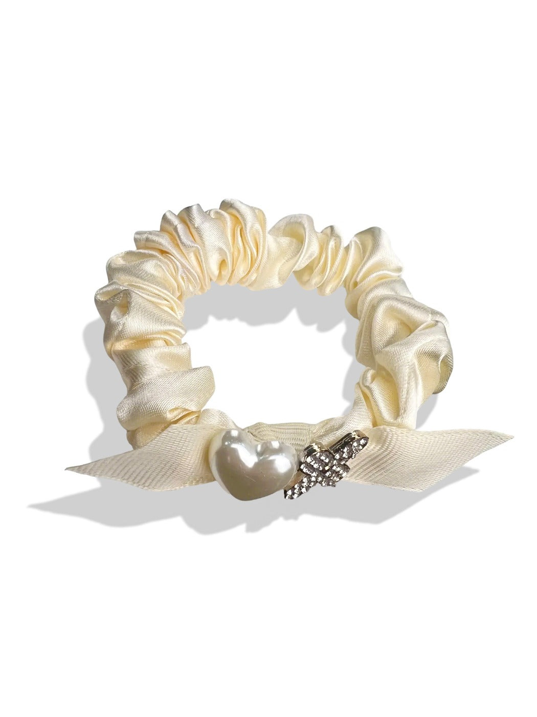 Gifty - Heart Bow-Shaped Hair Tie