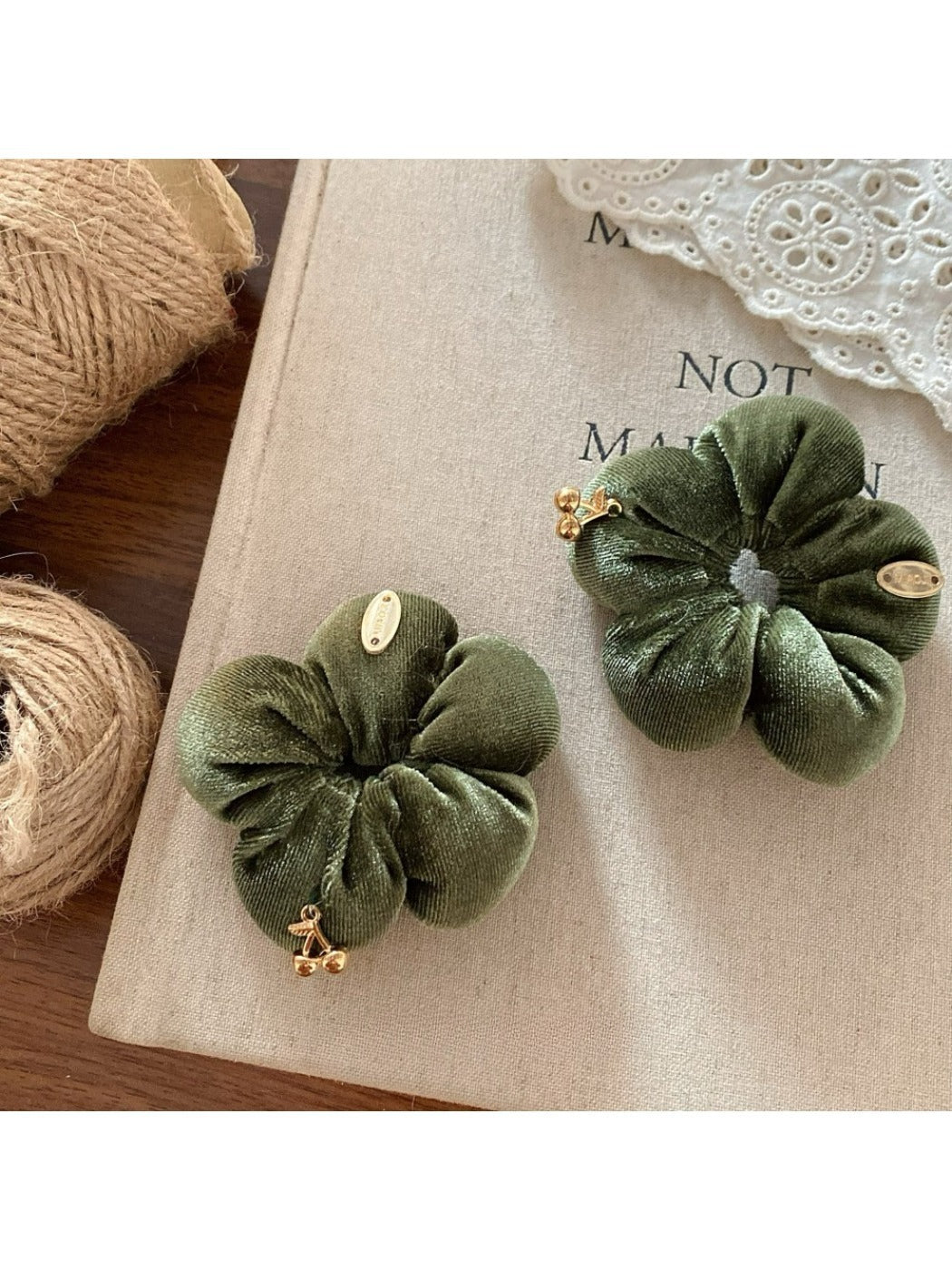 Gifty - Velvet Textured Scrunchies Hair Ties