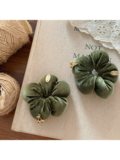 Gifty - Velvet Textured Scrunchies Hair Ties