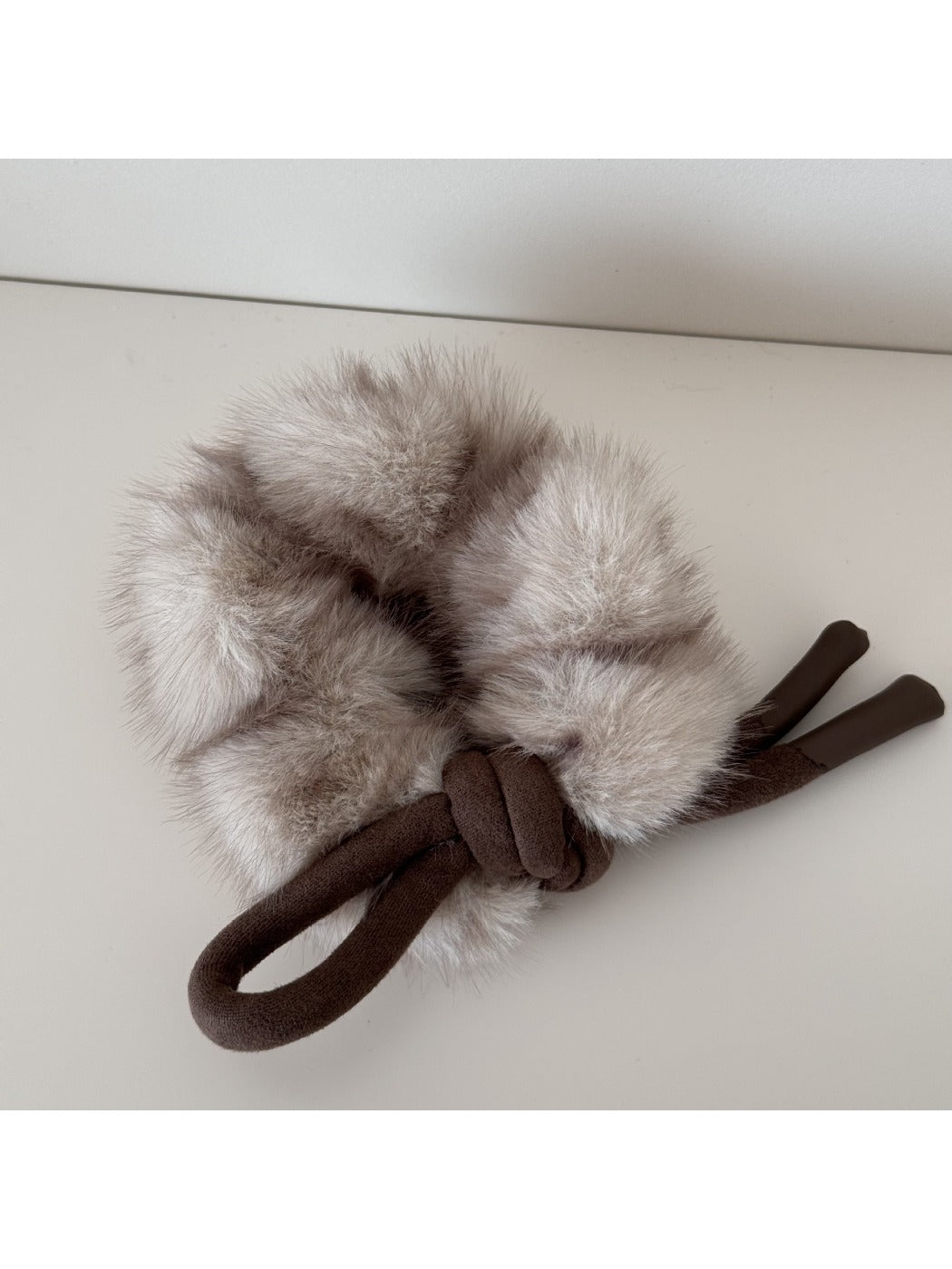 Gifty - Adorable Soft Plush Bow Hair Scrunchies