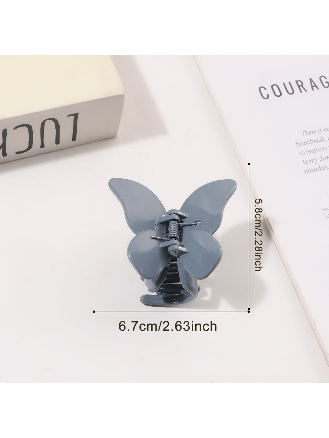 Beau - Minimalist Bow Shaped Claw Clip