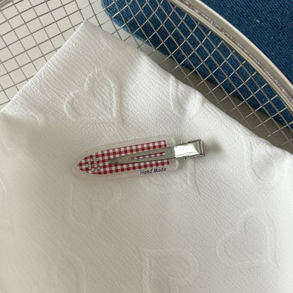 Beau - Clear Edge Gingham Heart Detail Claw Clip