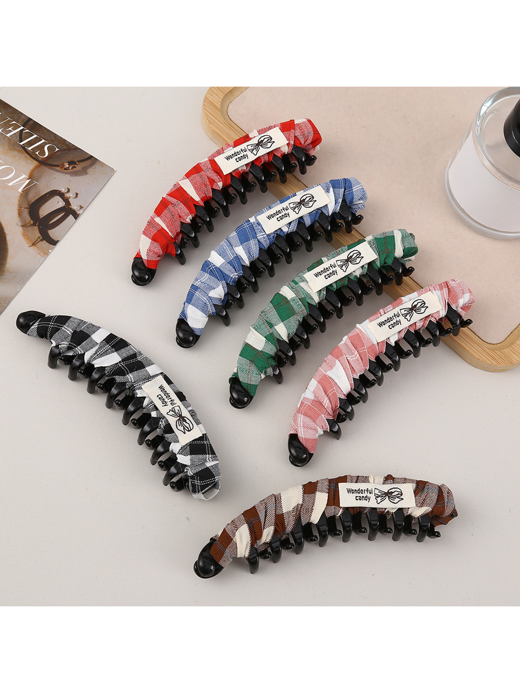 Beau - Retro Plaid Curved Hair Styling Banana Clip