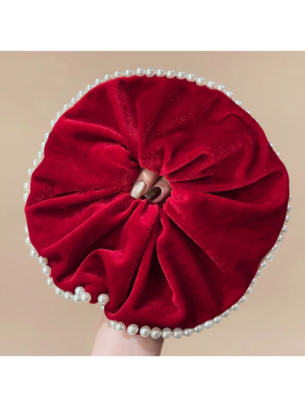 Gifty - Solid Color Velvet Scrunchie Hair Tie