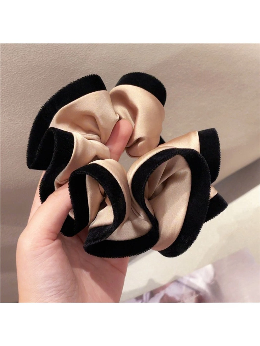 Gifty - Pleated Satin Color Blocking Scrunchie