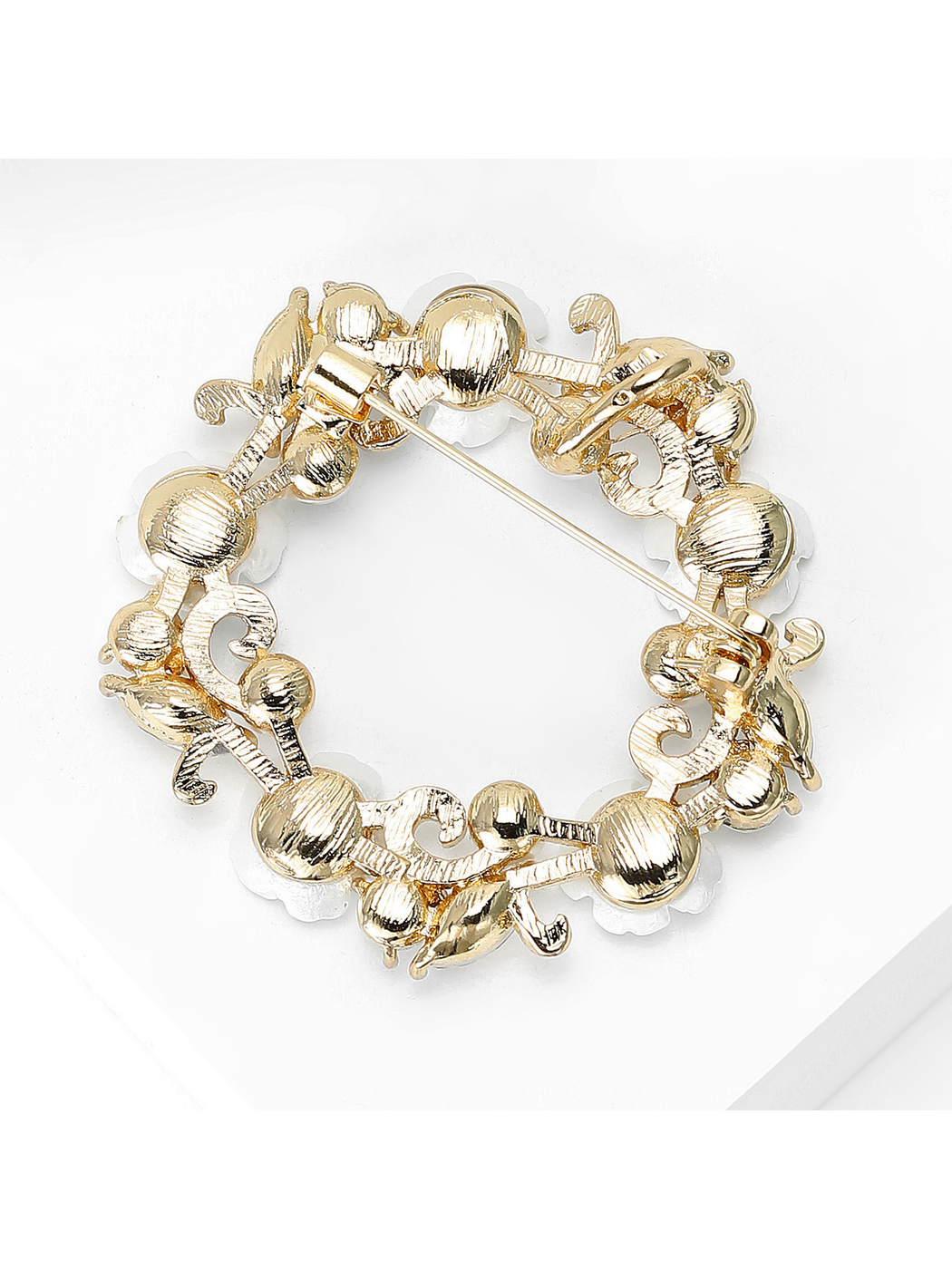 Brovia - Floral Wreath Rhinestone Alloy Brooch Pin