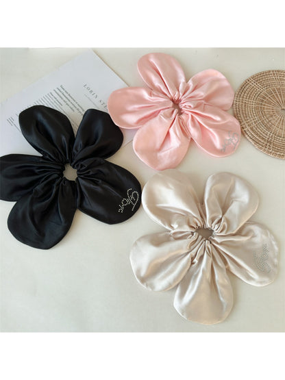 Gifty - Elegant Flower Hair Tie