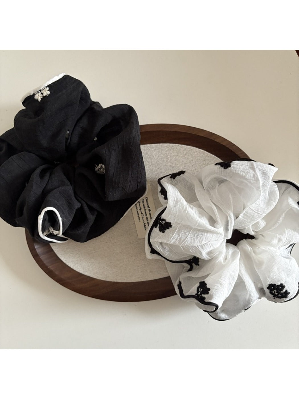 Gifty - Small Delicate Mesh Scrunchie